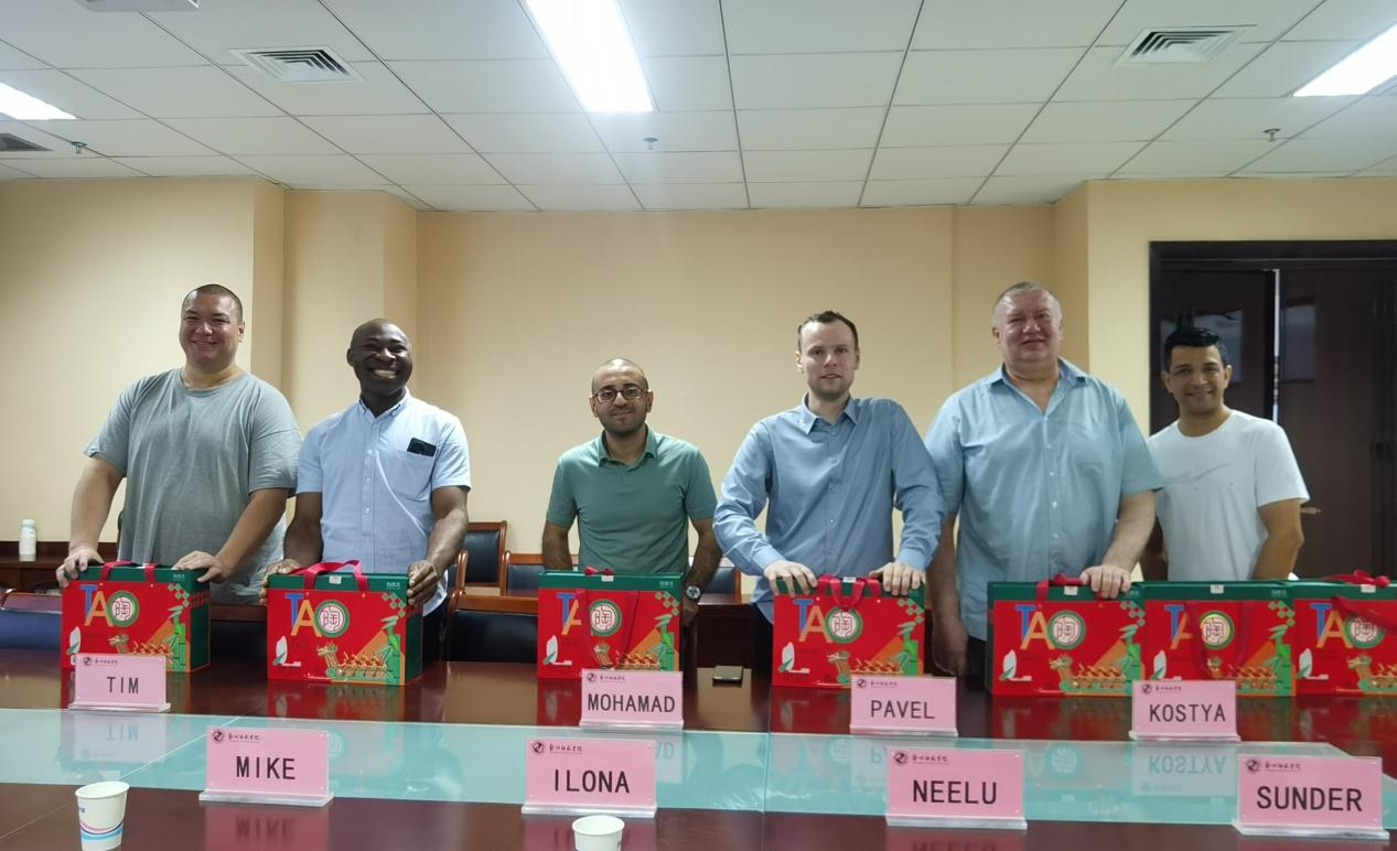 图片2.png 图片2.png